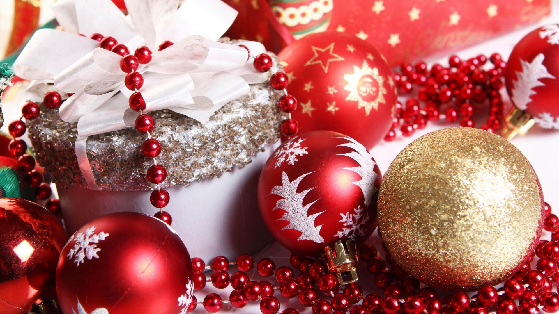christmas_decorations_gifts_decorations_new_year_holiday_mood_36370_1920x1080